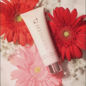 High On Love Soft Touch Hand Cream v2